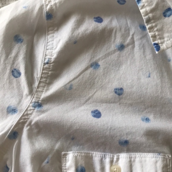 ❤️ Hollister Knot-Front Button-up ❤️ - Picture 5 of 5